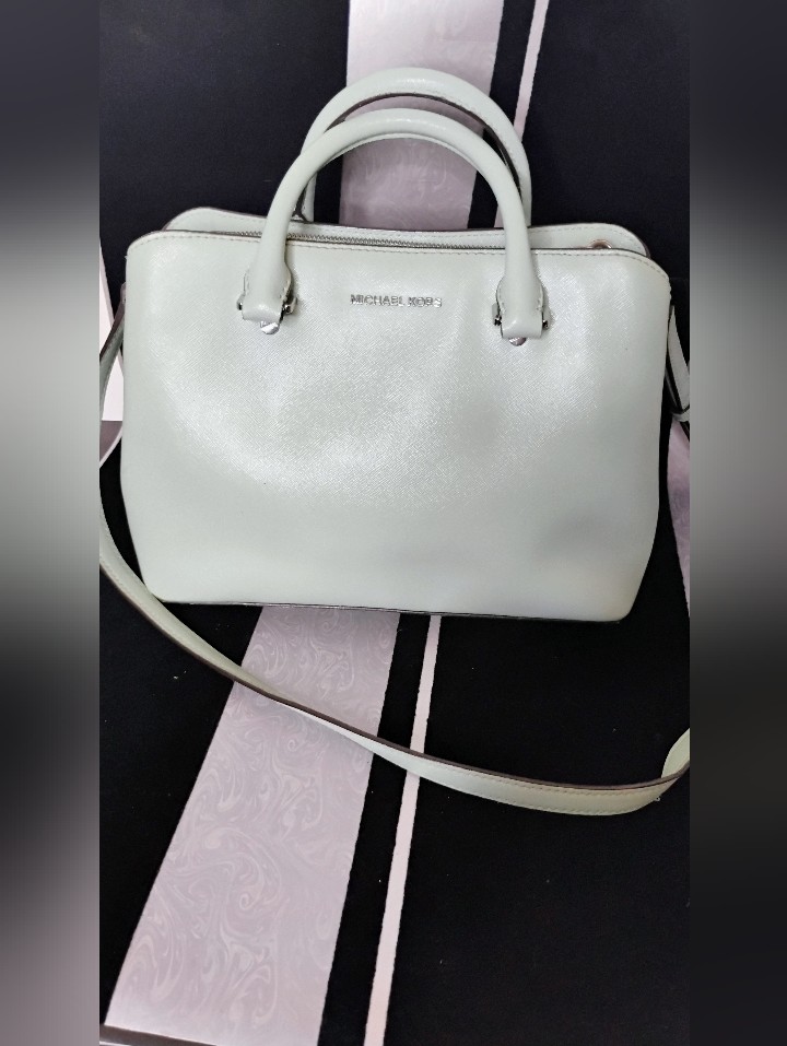 Michael Kors Savanna Rare Mint Green Leather Satchel Purse Bag W/ Shoulder Strap
